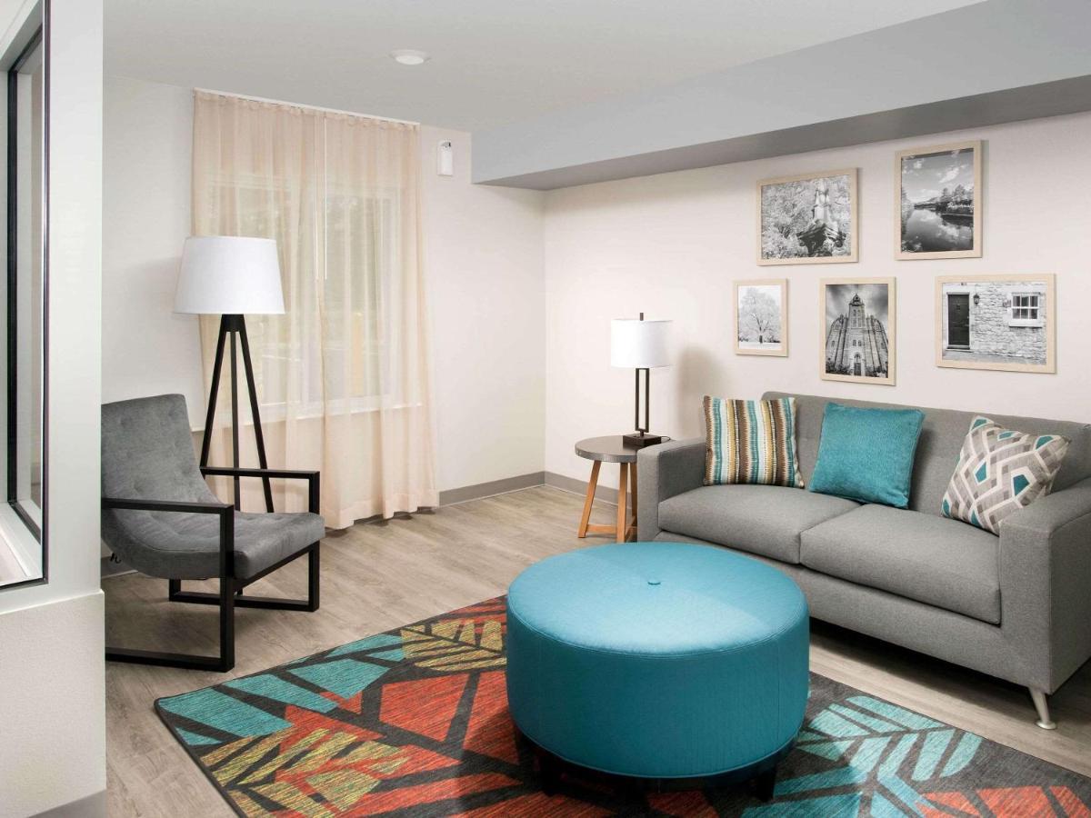 Woodspring Suites Toledo 莫米 外观 照片