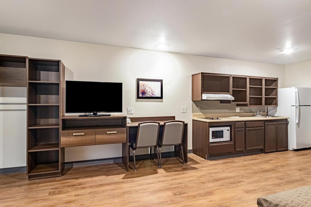 Woodspring Suites Toledo 莫米 外观 照片